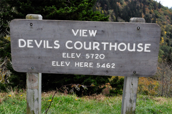 Devils Courthouse sign